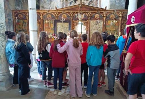 Τον βυζαντινό Μυστρά επισκέφθηκαν μαθητές του Δημοτικού Σχολείου Αγίου Ιωάννη