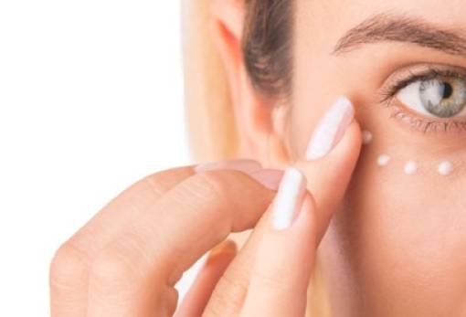 3 tips που αξίζει να γνωρίζεις πριν αγοράσεις μία κρέμα ματιών