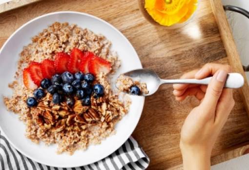 Ποιες τροφές είναι καλό να αποφεύγετε το πρωί