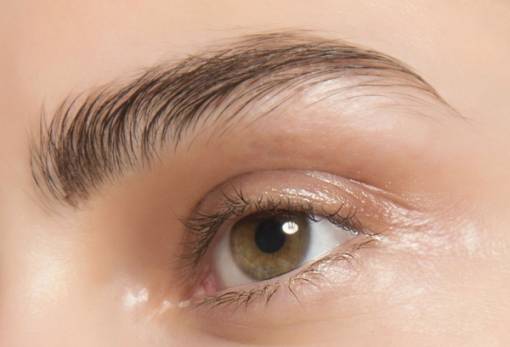 3 tips στο μακιγιάζ σου αν έχεις λιπαρά βλέφαρα